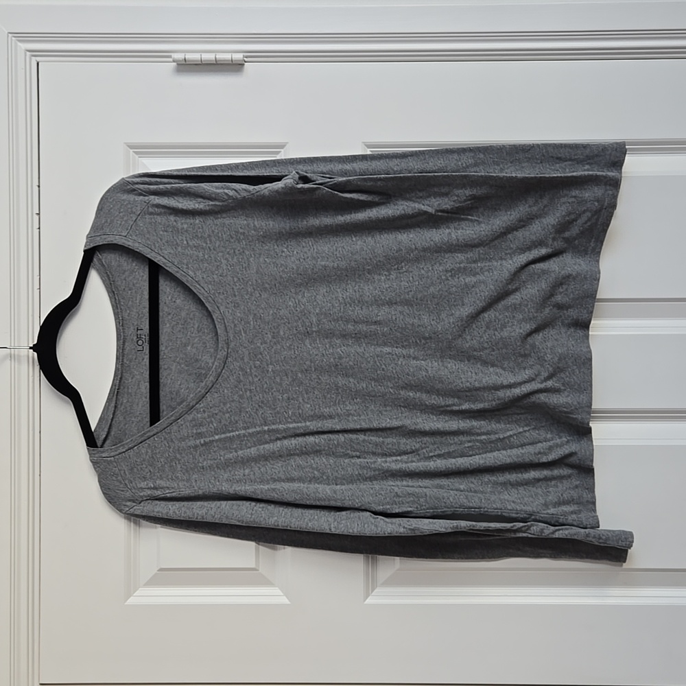 LOFT Gray Long Sleeve Top